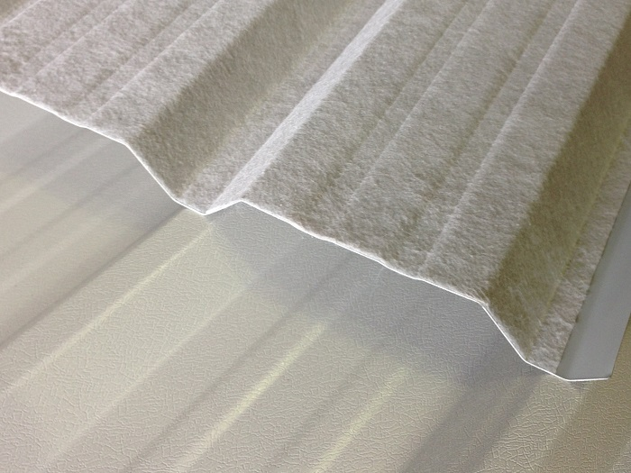 anti-condensation roofing sheet